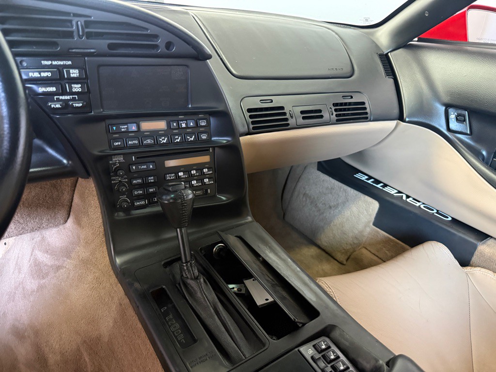 1996 Chevrolet Corvette Image 8
