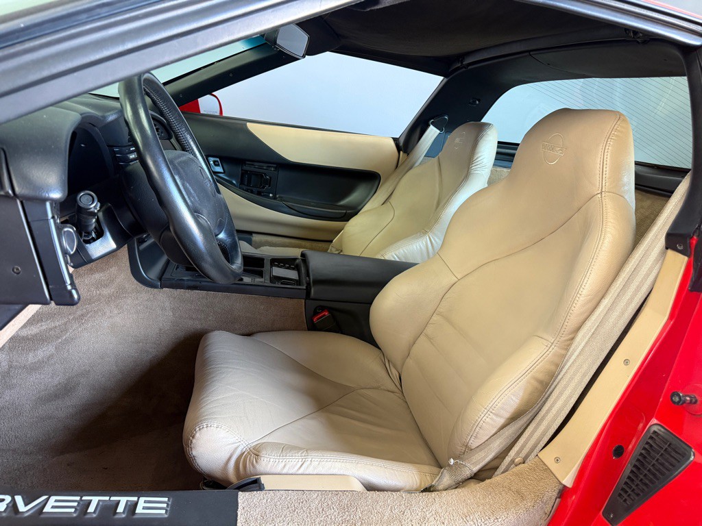 1996 Chevrolet Corvette Image 10