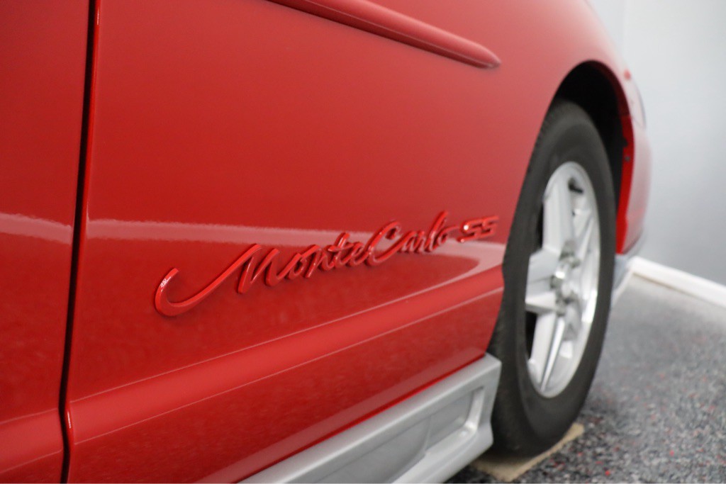 2002 Chevrolet Monte Carlo Image 4