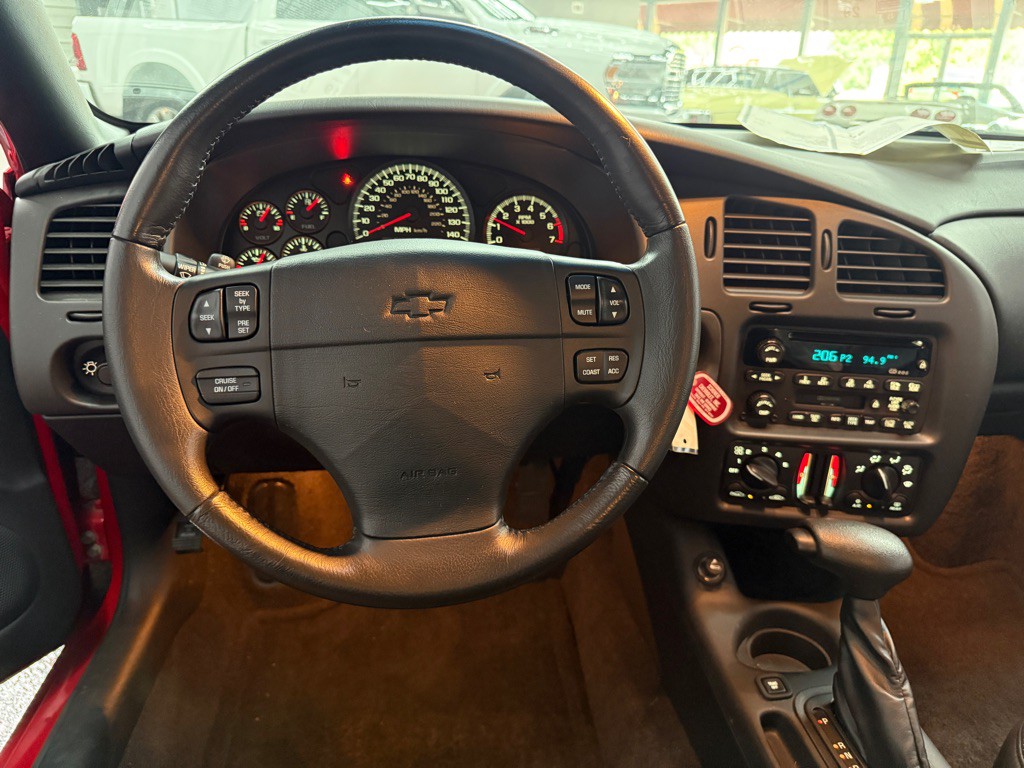 2002 Chevrolet Monte Carlo Image 16