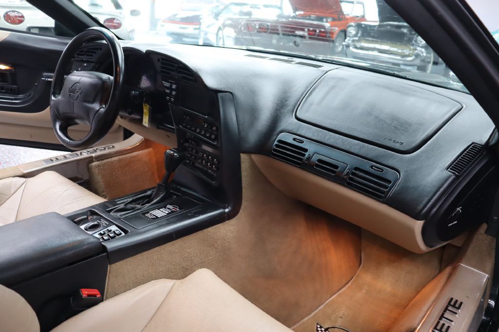 1995 Chevrolet Corvette Image 10