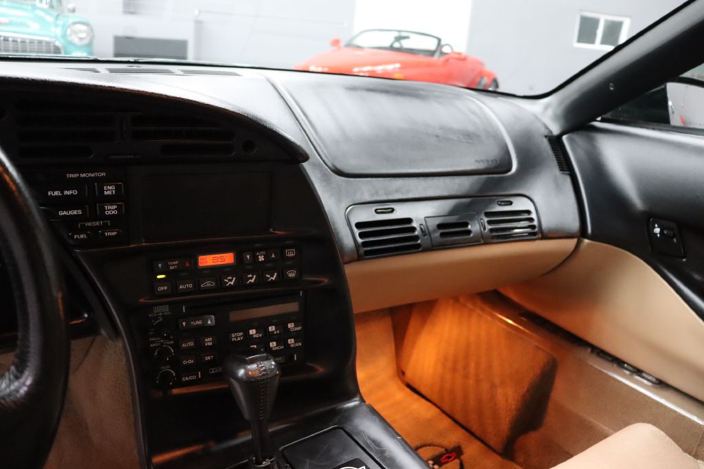 1995 Chevrolet Corvette Image 16