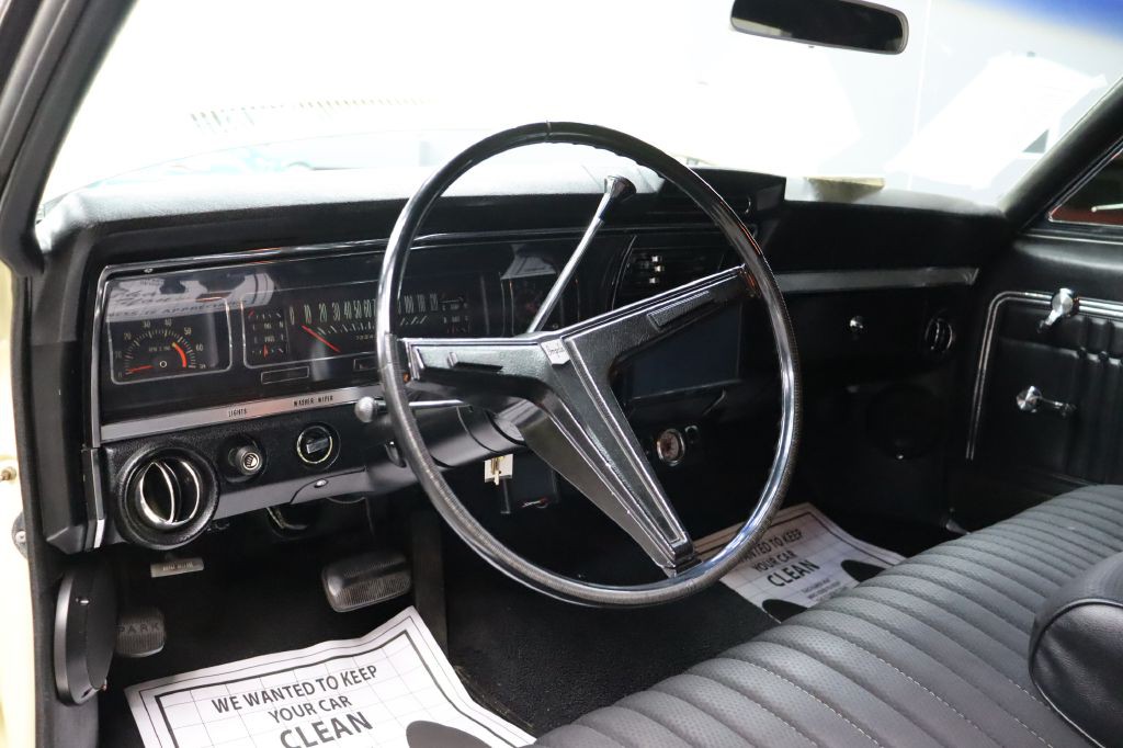 1968 Chevrolet Impala Image 13