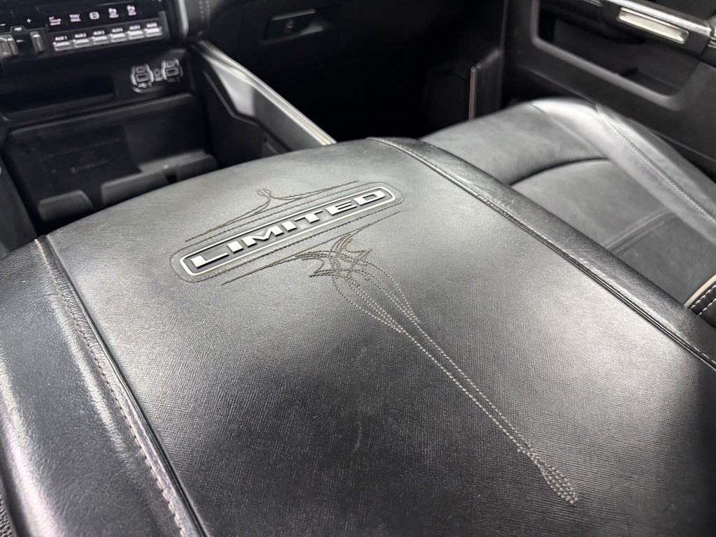 2020 RAM 3500 Image 21