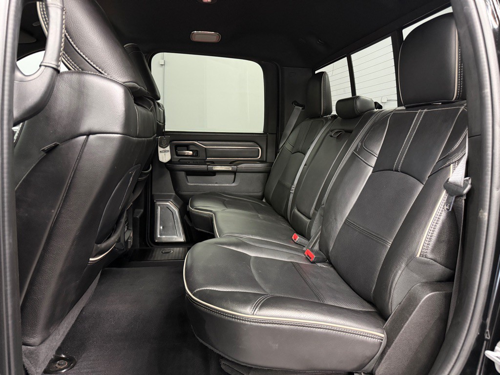 2020 RAM 3500 Image 28