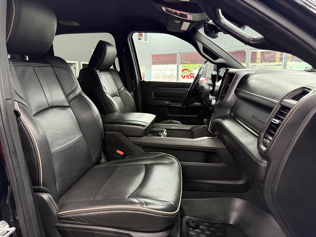 2020 RAM 3500 Image 29