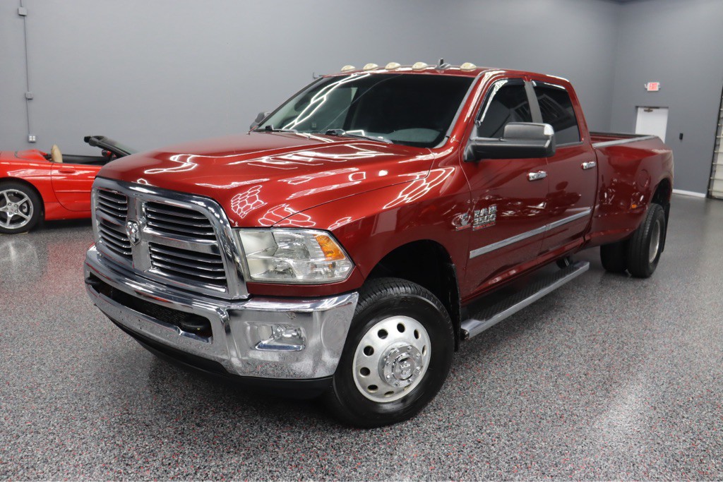 2015 RAM 3500 Image 1