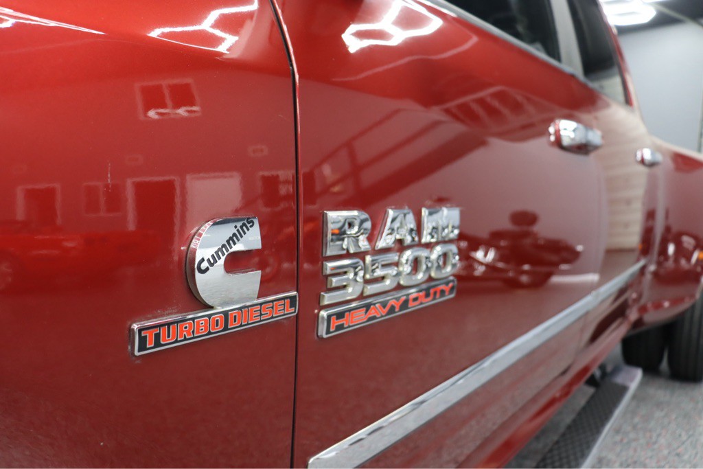 2015 RAM 3500 Image 10