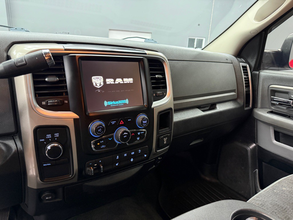 2015 RAM 3500 Image 18