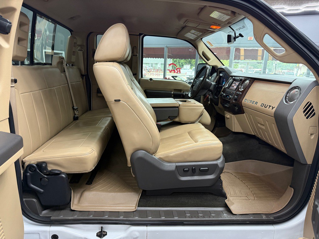 2011 Ford F-250 Image 19