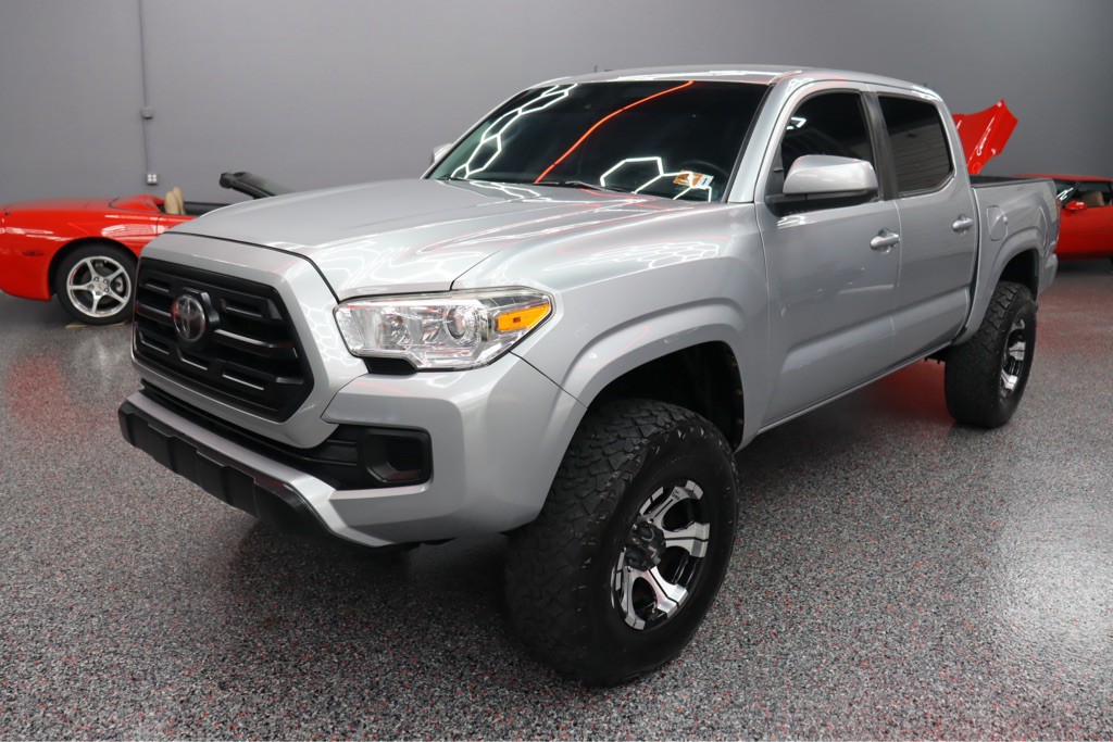 2019 Toyota Tacoma Image 9