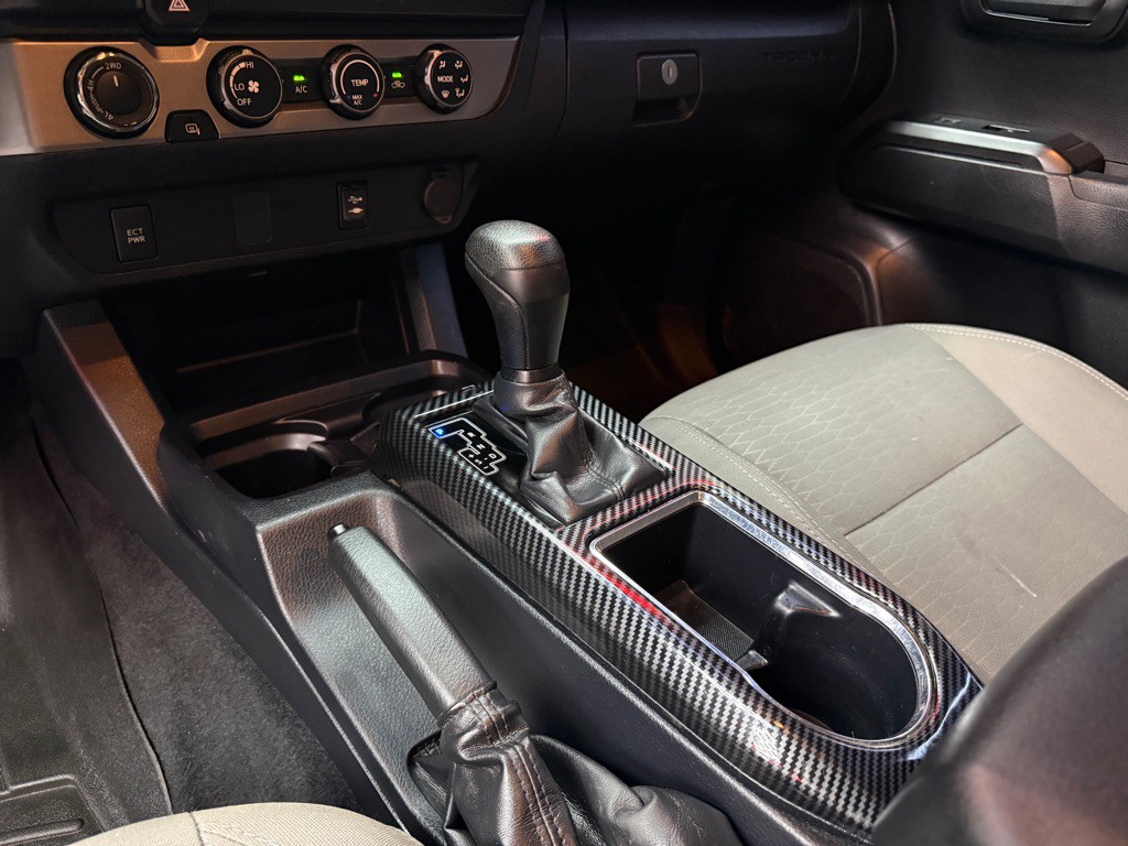 2019 Toyota Tacoma Image 19