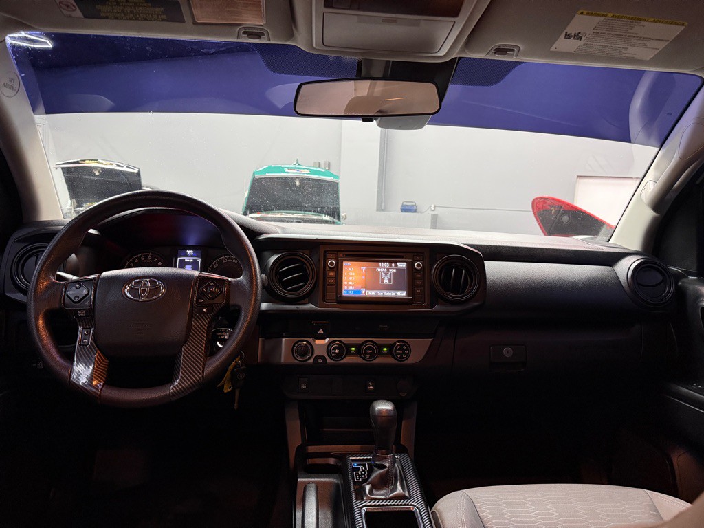 2019 Toyota Tacoma Image 22