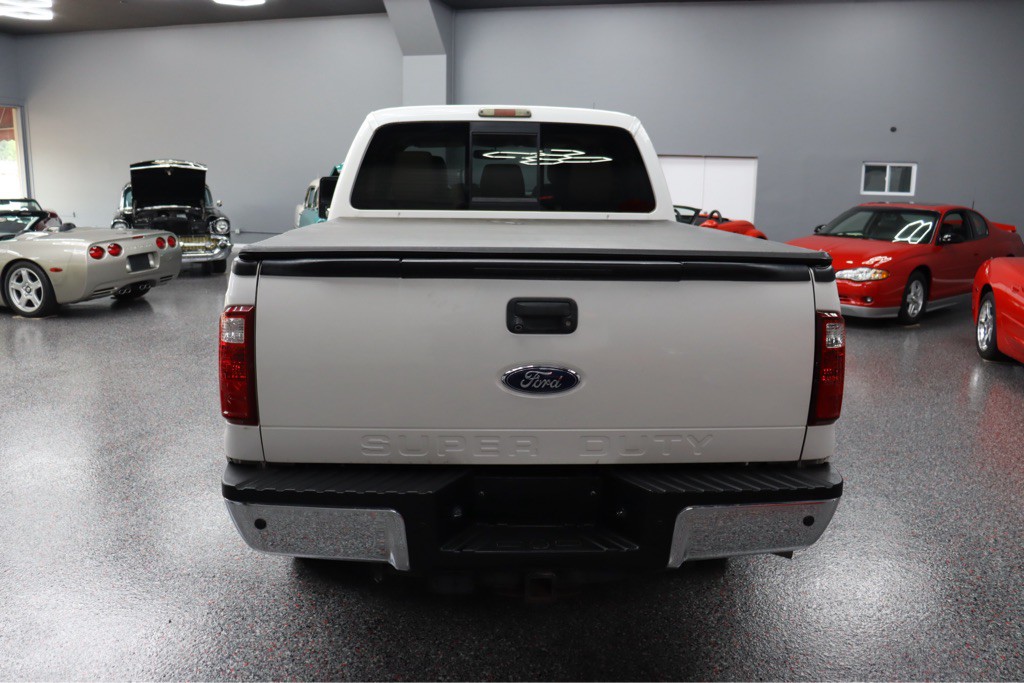 2011 Ford F-250 Image 8