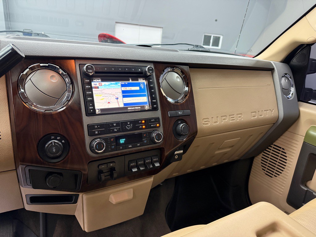 2011 Ford F-250 Image 17