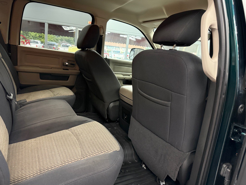2011 Dodge Ram 2500 Image 16