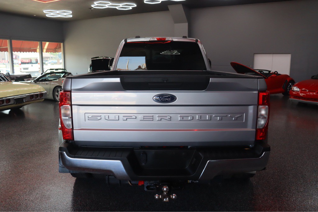 2022 Ford F-350 Image 4