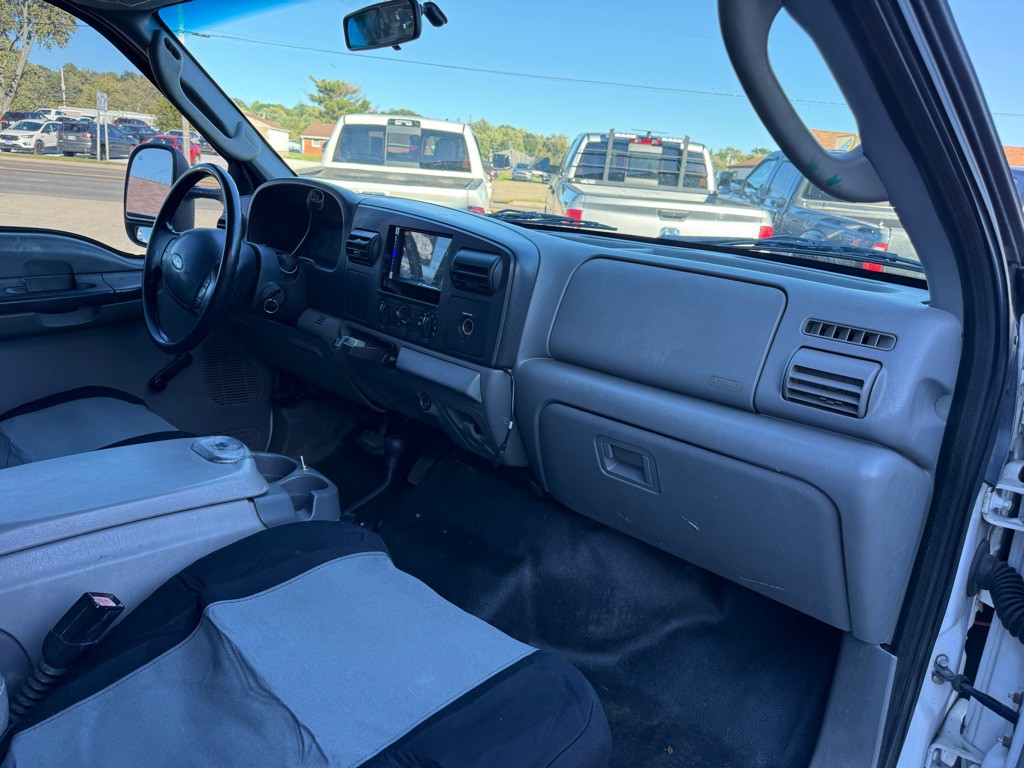 2006 Ford F-350 Image 7