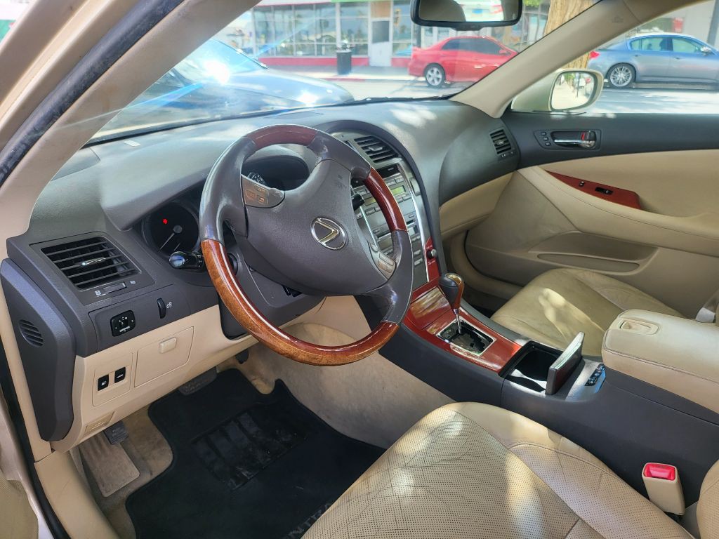 2009 Lexus ES 350 Image 8