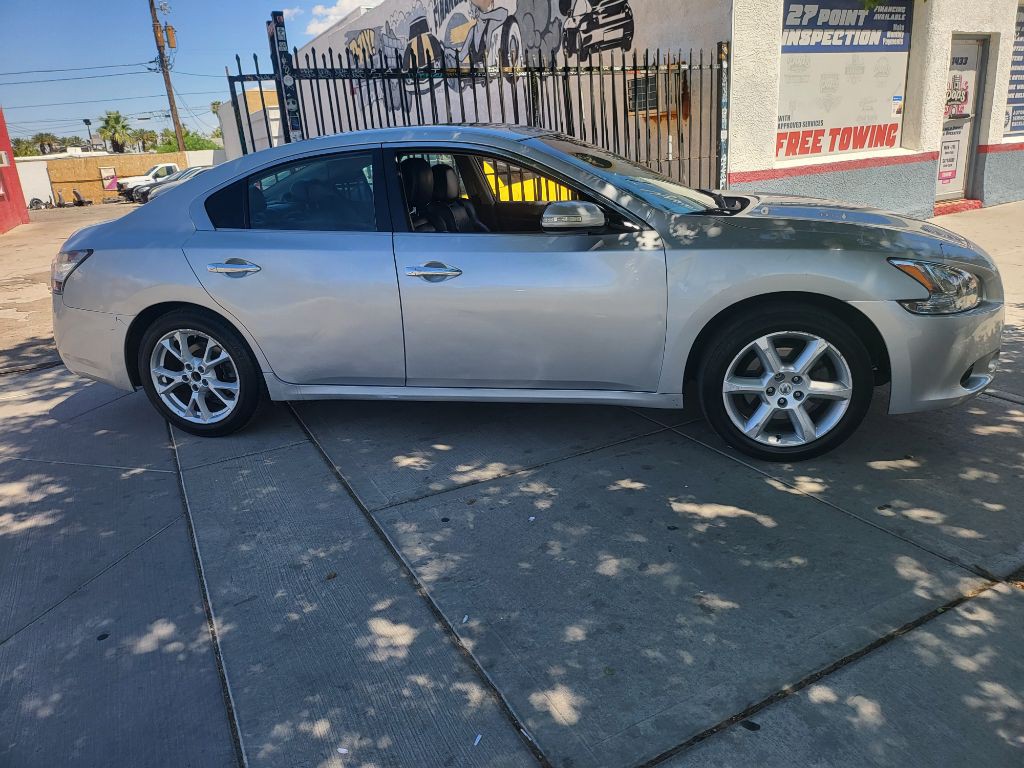 2013 Nissan Maxima Image 4