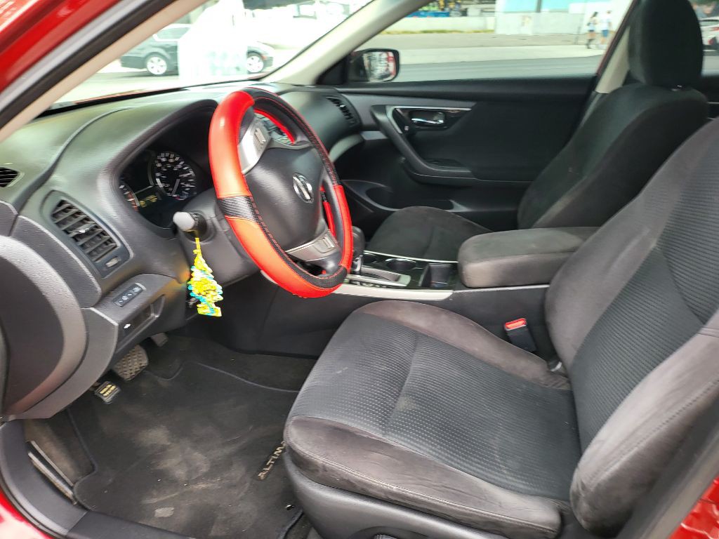 2014 Nissan Altima Image 9
