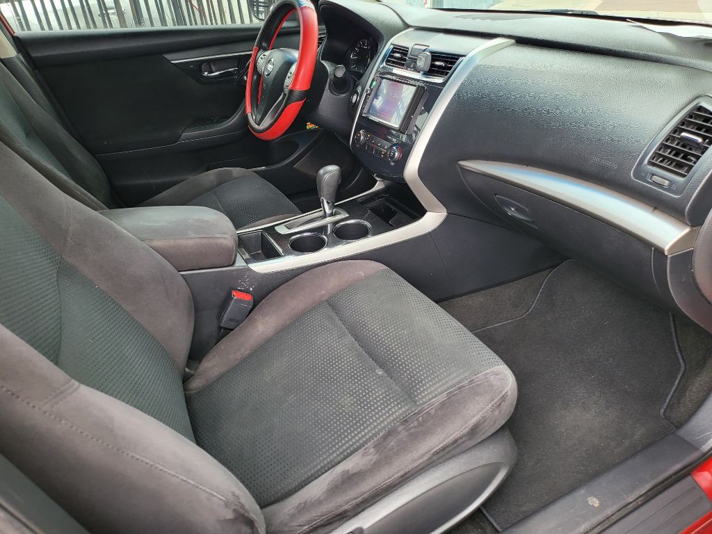 2014 Nissan Altima Image 15