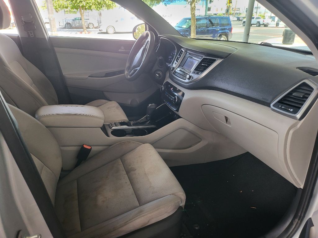 2016 Hyundai Tucson Image 10