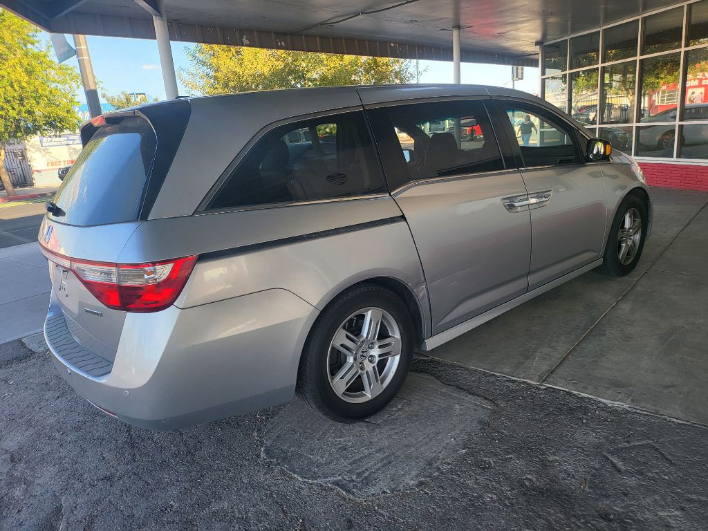 2012 Honda Odyssey Image 5