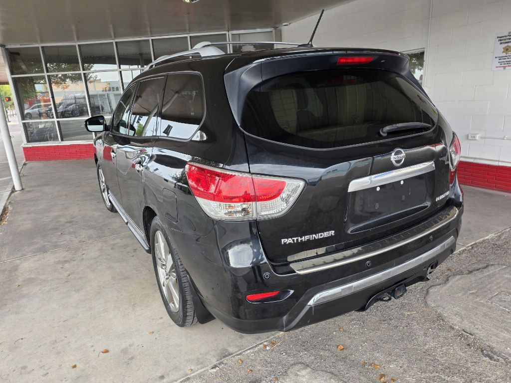 2014 Nissan Pathfinder Image 5