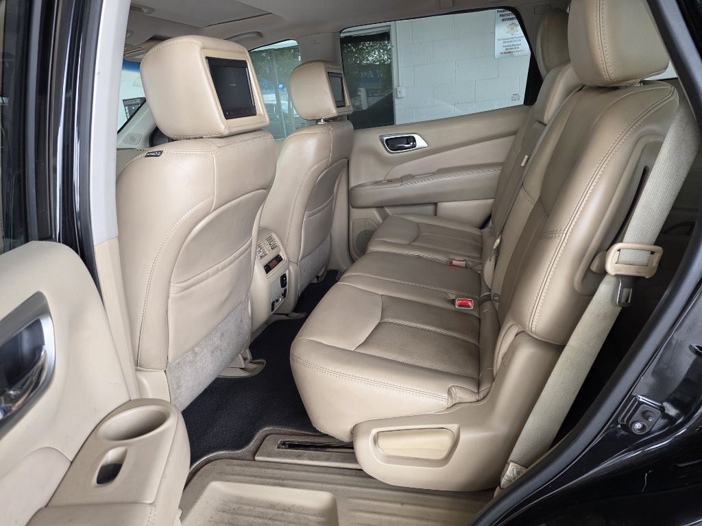 2014 Nissan Pathfinder Image 9