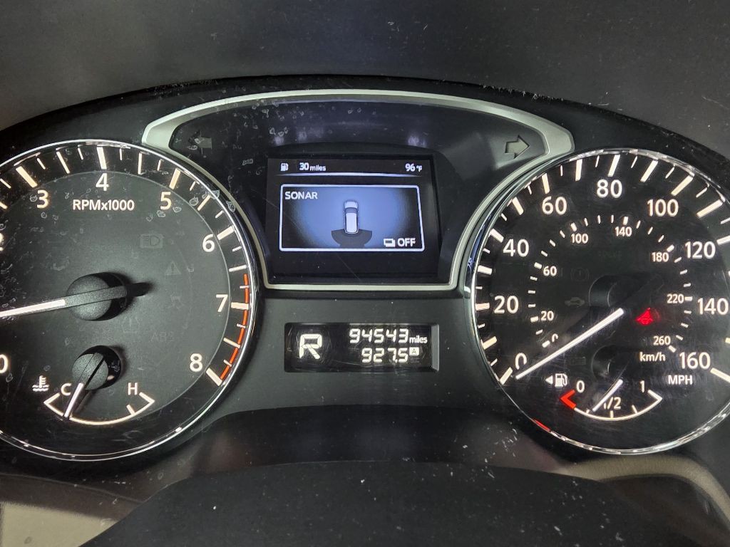 2014 Nissan Pathfinder Image 16