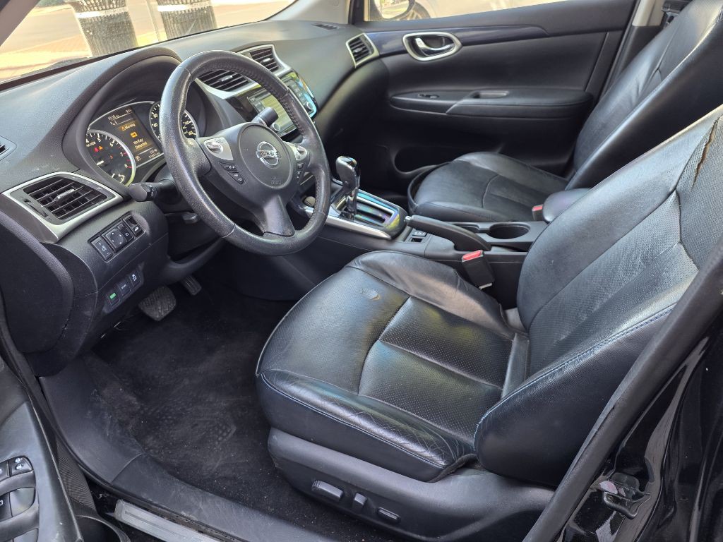 2016 Nissan Sentra Image 9