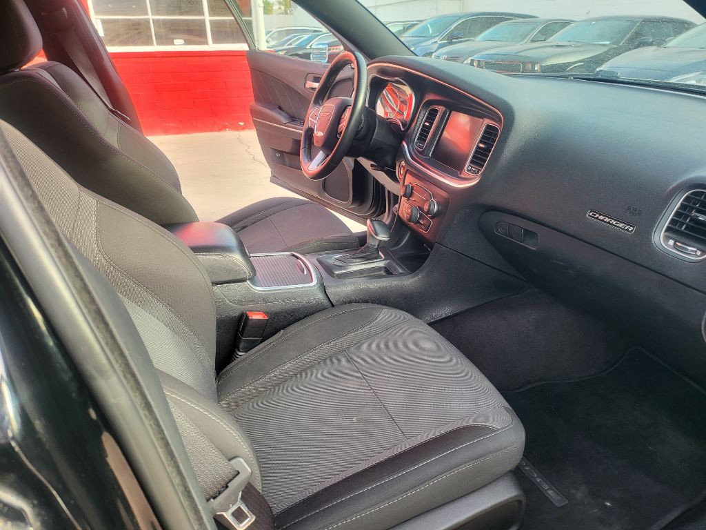 2016 Dodge Charger Image 10