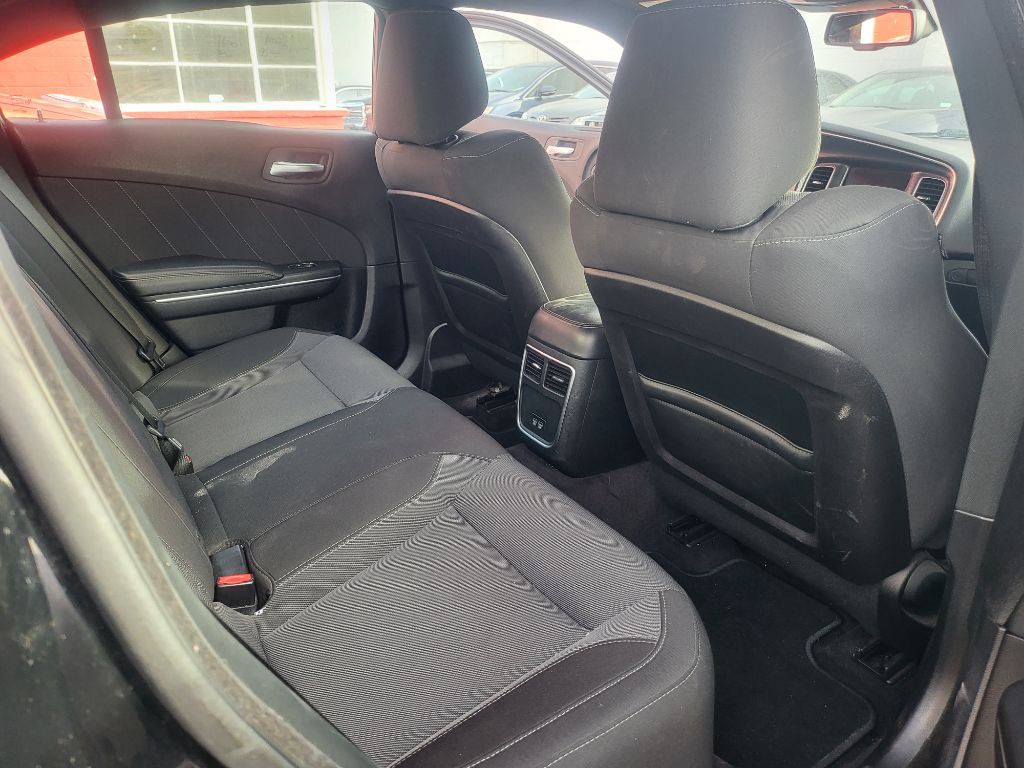 2016 Dodge Charger Image 11