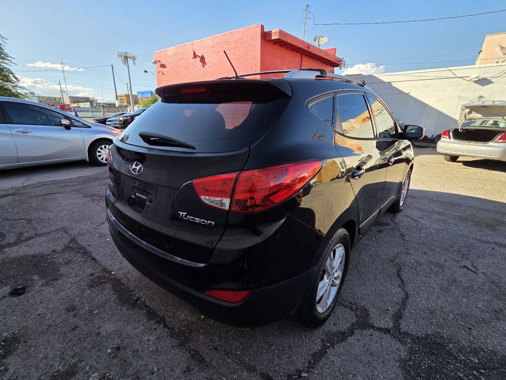 2012 Hyundai Tucson Image 4