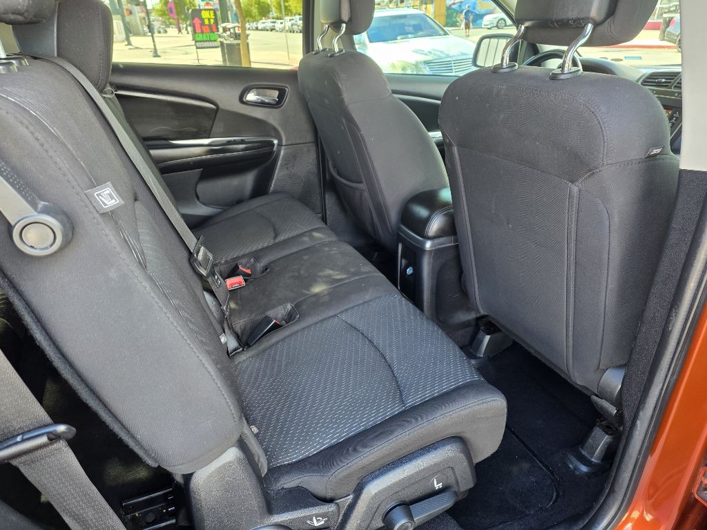 2014 Dodge Journey Image 9