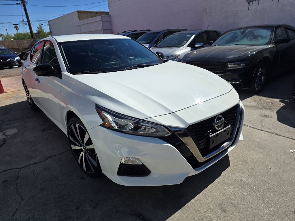2020 Nissan Altima Image 8