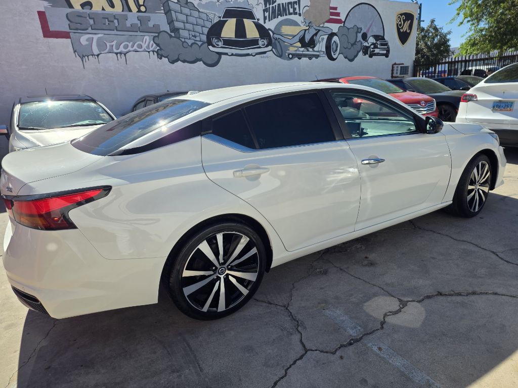 2020 Nissan Altima Image 11