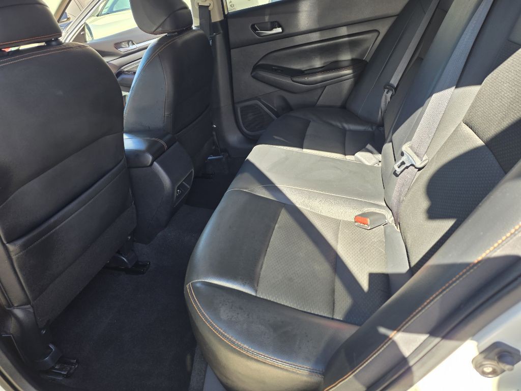 2020 Nissan Altima Image 24