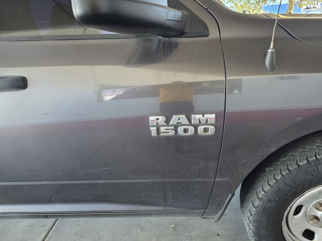 2015 RAM 1500 Image 7