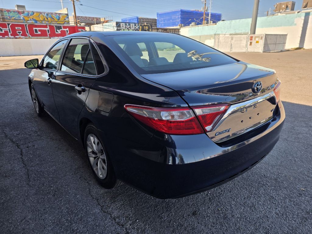 2015 Toyota Camry Image 4