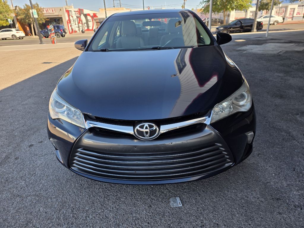 2015 Toyota Camry Image 8