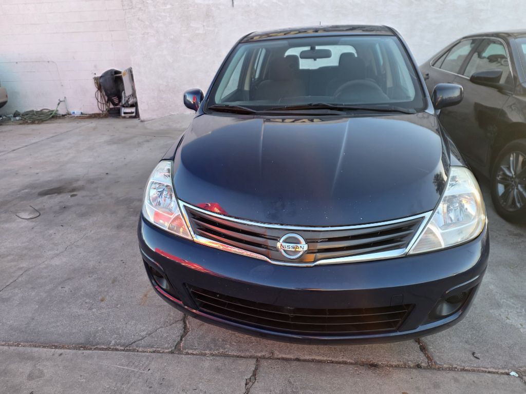 2012 Nissan Versa Image 6