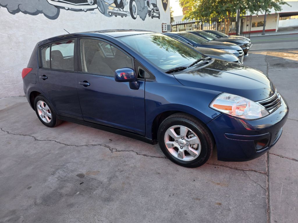 2012 Nissan Versa Image 7