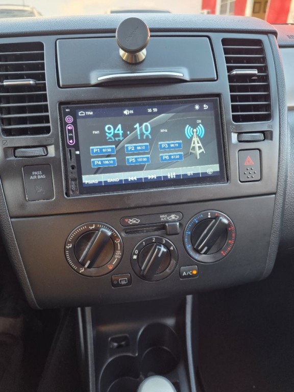 2012 Nissan Versa Image 13