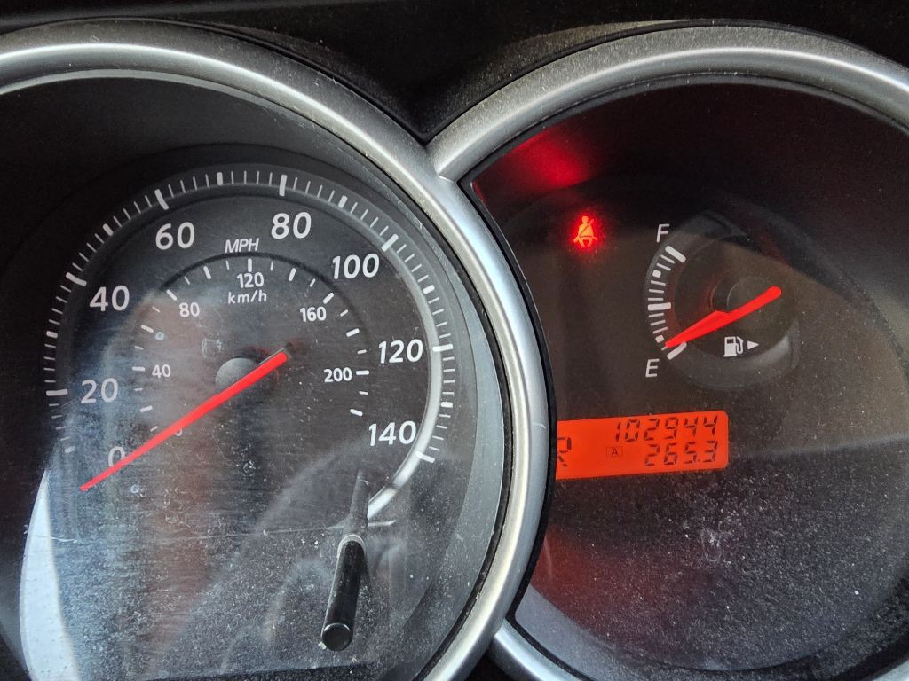 2012 Nissan Versa Image 14