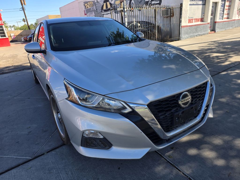 2019 Nissan Altima Image 1