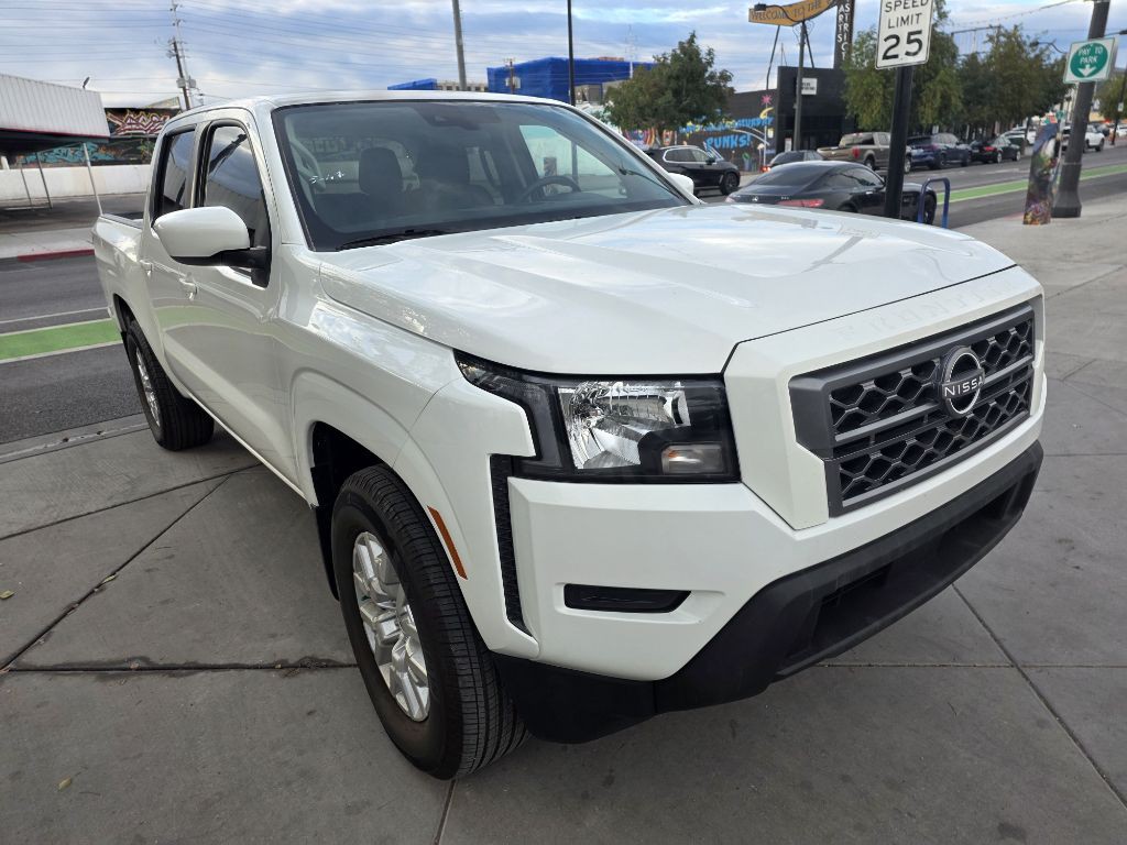 2023 Nissan Frontier Image 2