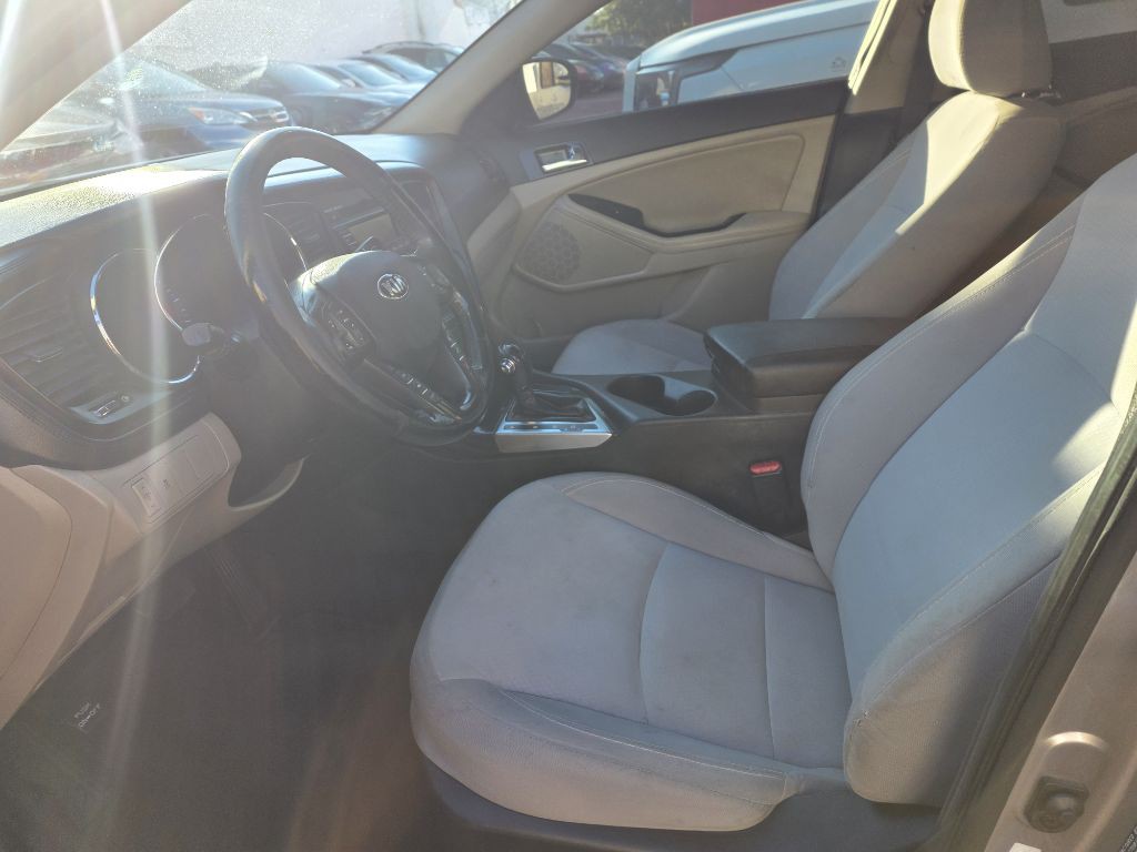 2013 Kia Optima Image 8