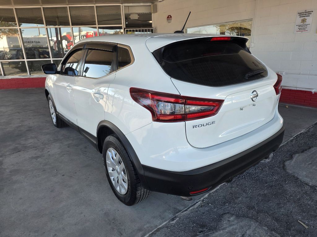 2020 Nissan Rogue Image 4